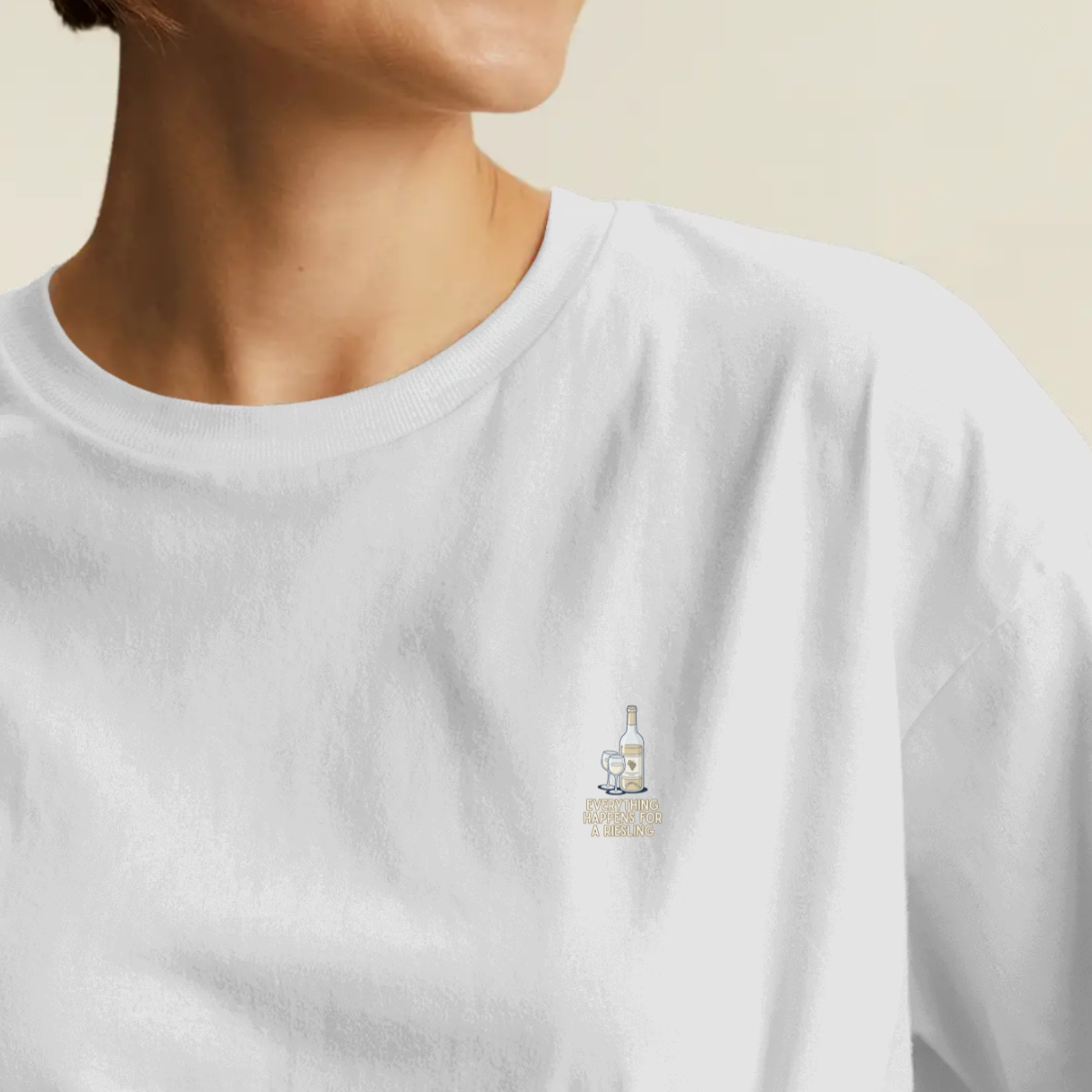 T-shirt dames ronde hals - Everything happens for a Riesling