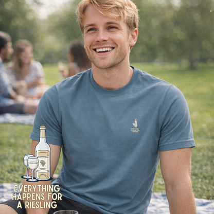 T-shirt heren - Everything happens for a Riesling
