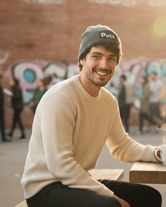 Muts met lichte print / Pots