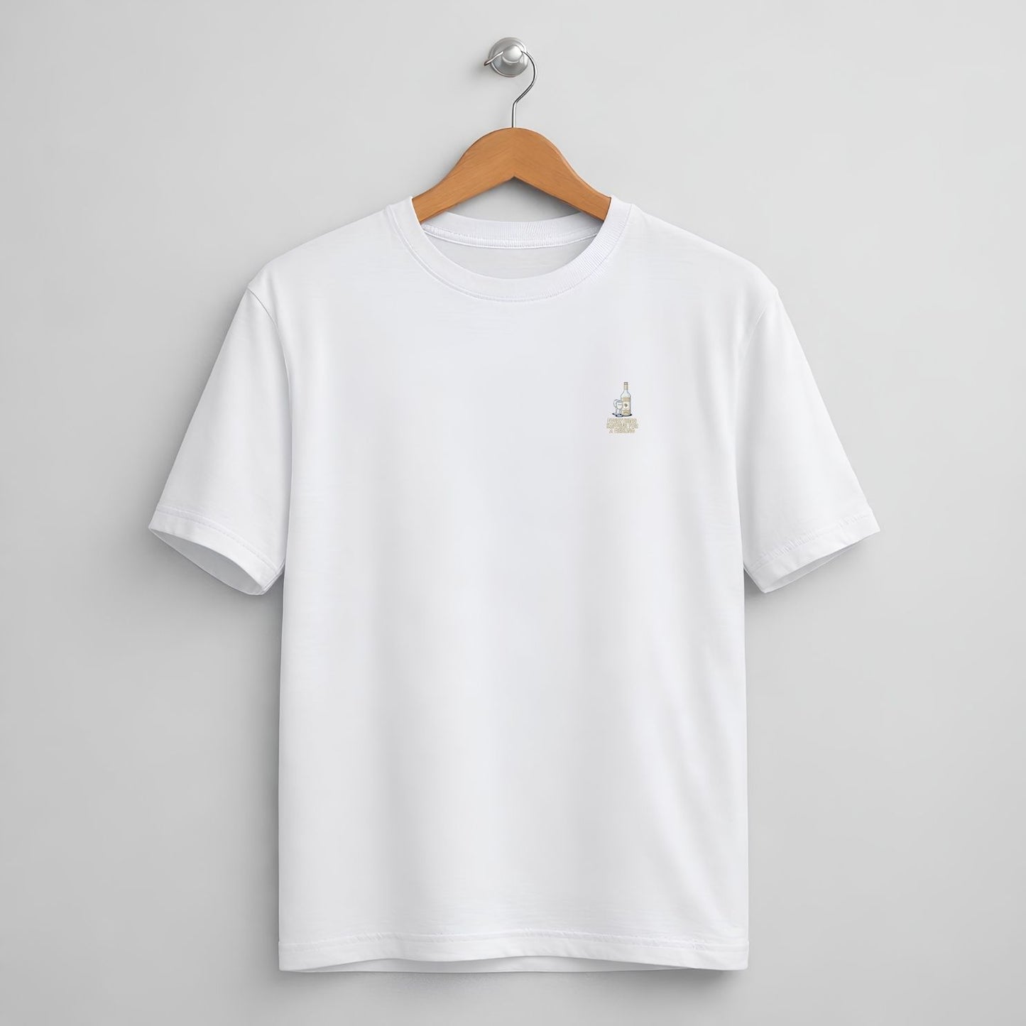 T-shirt heren - Everything happens for a Riesling